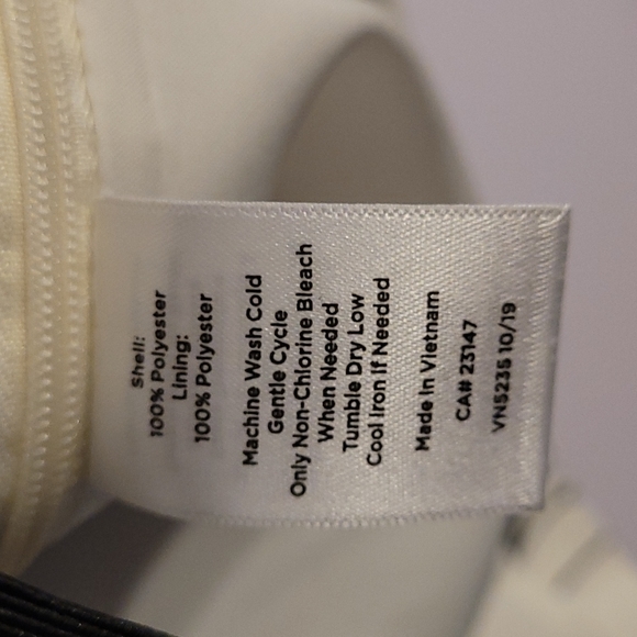 DONATING 2/14! Talbots Sleeveless Blouse - Picture 4 of 5